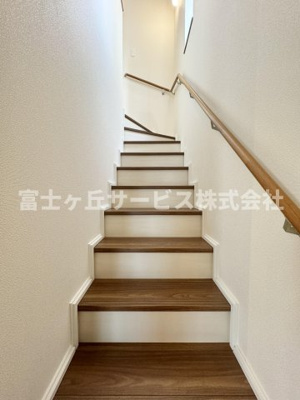 【その他】 | 静岡市葵区上土2丁目 7期 新築一戸建て 2号棟 | 階段です