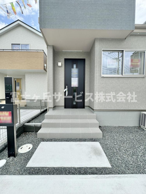 【エントランス】 | 静岡市葵区上土2丁目 7期 新築一戸建て 2号棟 | エントランスです