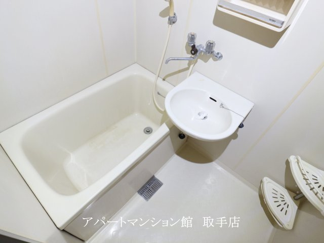 ルフランイノの浴室