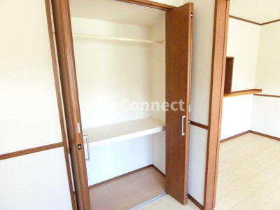 【設備】 | グランフォーレタウン | 洋室にはクローゼットもあります。