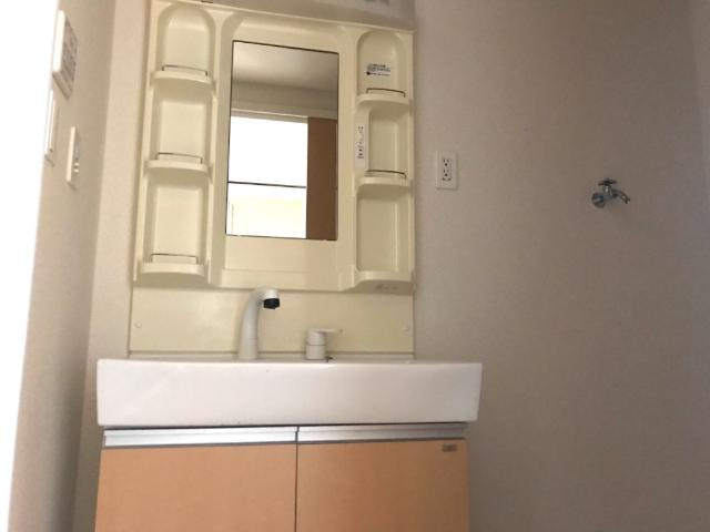 フィオーレツカサⅡの洗面所|洗面