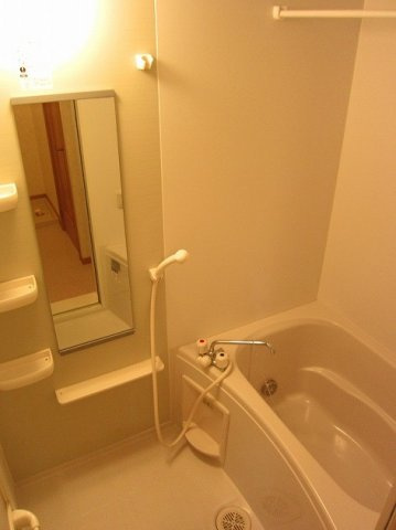 パストラルＡの浴室