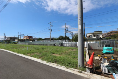 【外観】 | 【Ville Clair】青梅街道駅－小平514期－　新規開発全16棟 | 開放感のあるオープンキッチン。設備された食洗機が、毎日の家事を支えます。