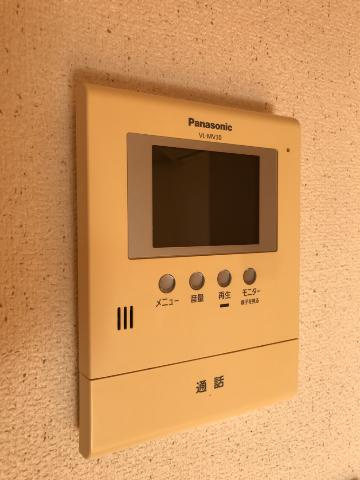 レジデンス絆の内装|カメラ付インターホン