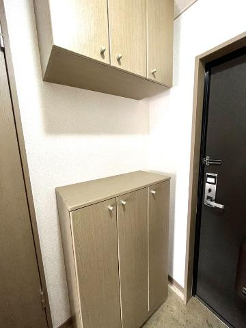 Ｈａｂｉｔａｔｉｏｎ白鳥（アビタシオンシラトリ）の玄関|玄関