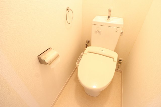 グリーン北塩屋のトイレ