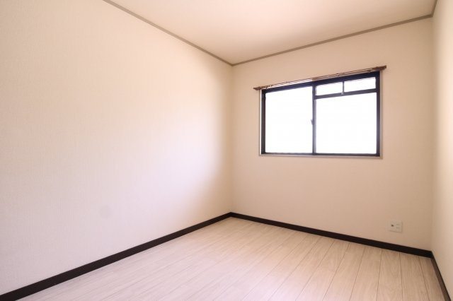 グリーン北塩屋の寝室