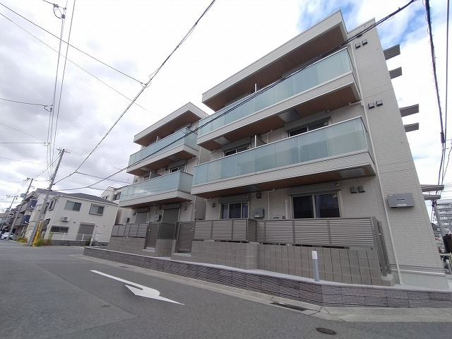 神戸市長田区川西通４丁目のアパートの外観