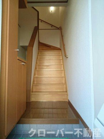 エヴァーグリーン　Ｂの玄関