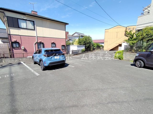 【駐車場】 | シェリ向山