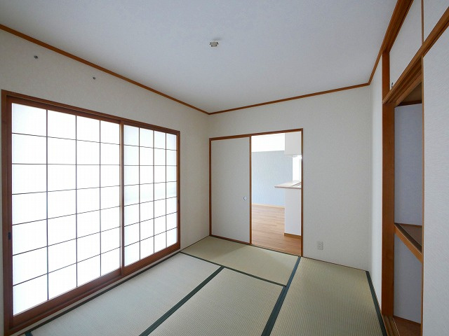 ローレルスクエア木津川台第１期4番館の和室|和室があると、家にあたたかい雰囲気が生まれます