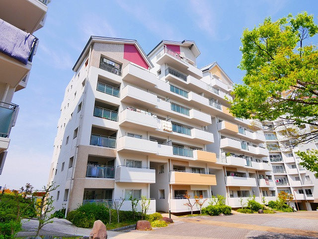 ローレルスクエア木津川台第１期4番館