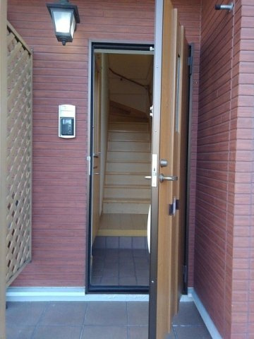 サニ－フィ－ルドⅡのエントランス