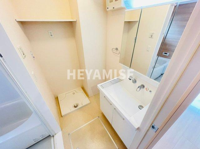 シャルールの洗面所