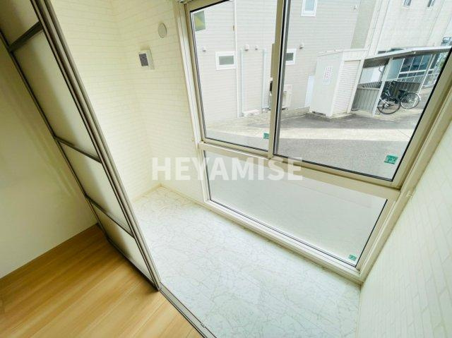 シャルールのバルコニー