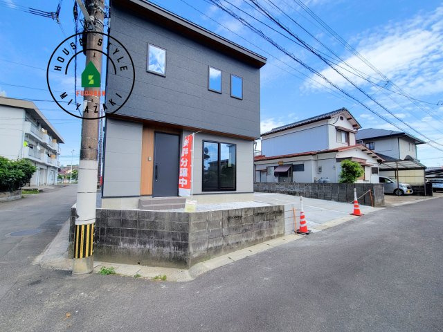 宮崎市フォレクス中西町第2-1棟（1号棟）の前面道路含む現地写真|見学の時間などお気軽にお問い合わせ下さい。