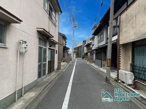 上京区靭屋町 土地の前面道路含む現地写真