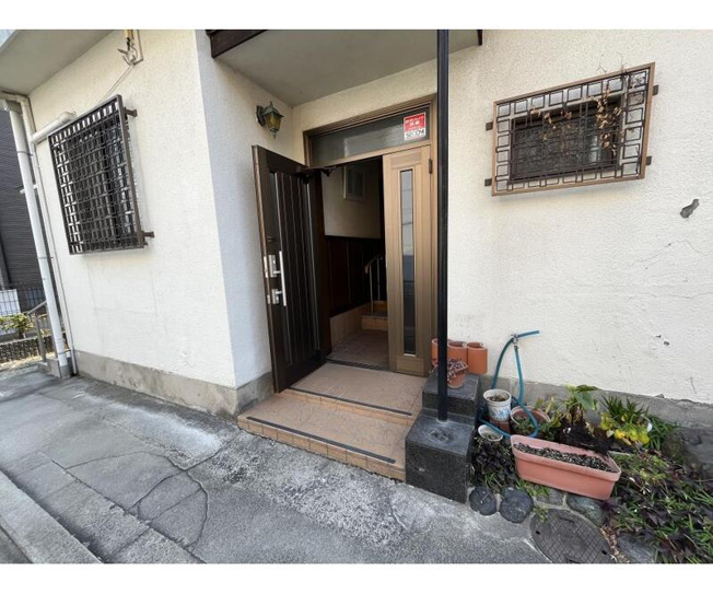 【エントランス】 | 八尾市南本町2丁目戸建