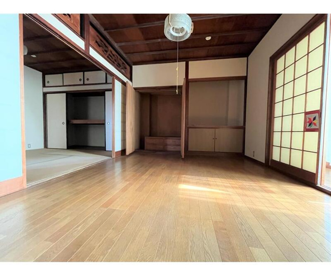 【居間・リビング】 | 八尾市南本町2丁目戸建