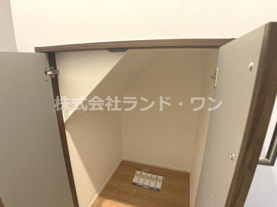 【収納】 | 所沢市上安松　全1棟 | 階段下の収納