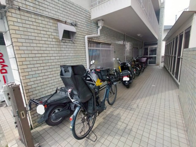 【その他共用部分】 | 甲東ライフ | 駐輪場