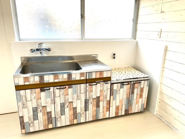 内町中古住宅（収益物件）のキッチン
