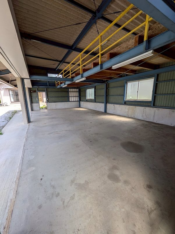 石巻町北屋敷 倉庫付貸家のその他