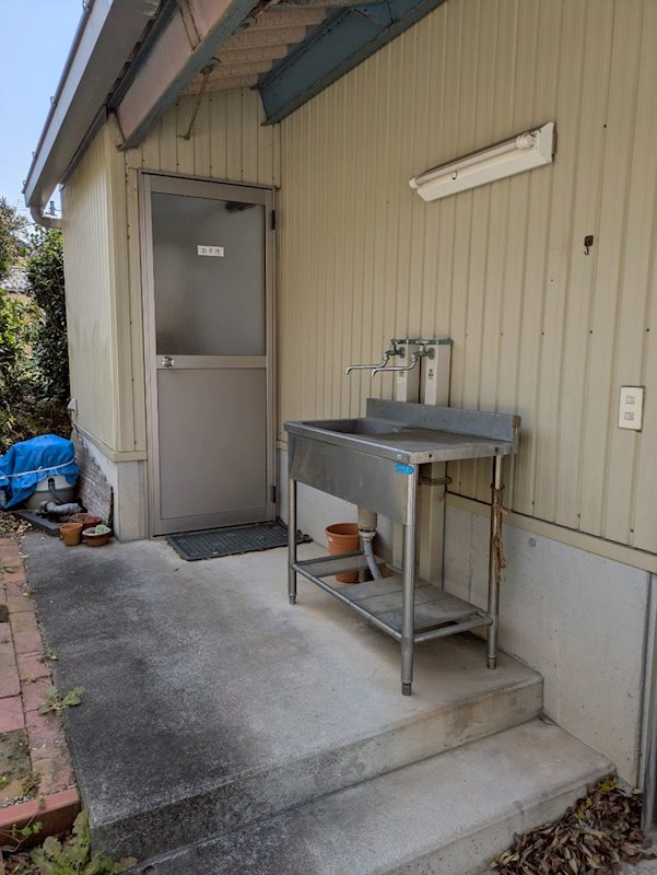 石巻町北屋敷 倉庫付貸家のその他