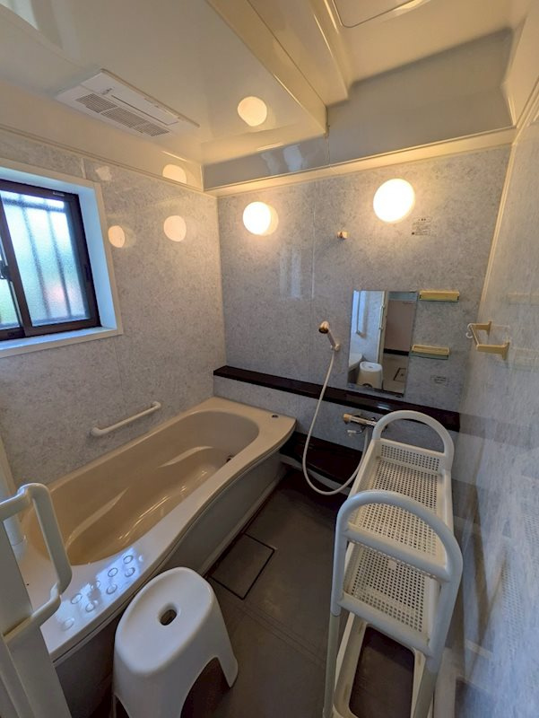 石巻町北屋敷 倉庫付貸家の浴室