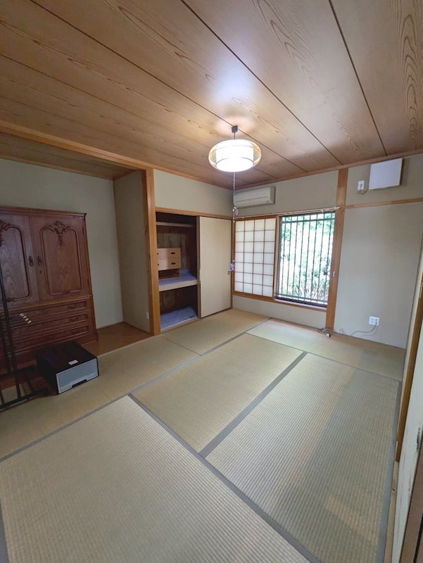 石巻町北屋敷 倉庫付貸家の寝室