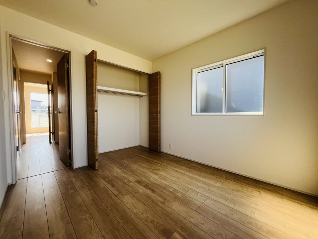 【洋室】 | 本庄市東台１丁目　ブルーミングガーデン　新築戸建　全２棟　2号棟