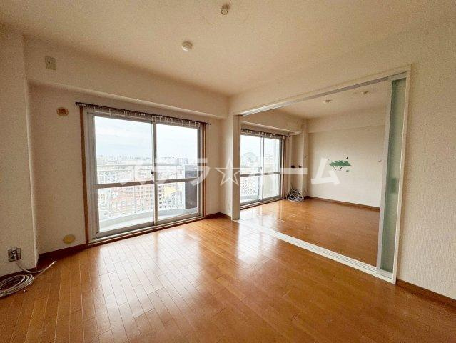 千里ロイヤルマンションの洋室|個人の部屋や寝室として使える洋室です