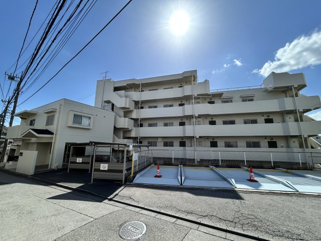 南浦和ダイヤモンドマンションの外観