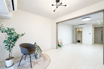 【内装】 | プレサンスロジェ天満橋リバーテラス | 専用駐車場のある１階の１LDK♪
