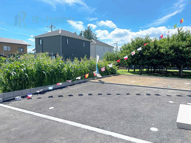 笠間市平町第4　新築戸建て　1号棟の駐車場|カースペースは2台お停めいただけます♪