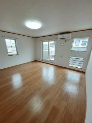 【その他】 | アヴァンツァーレ・イースト