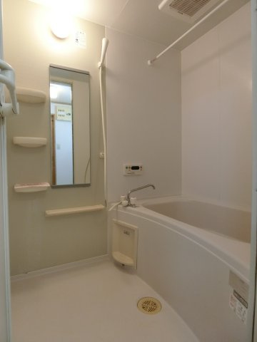 プロムナードＢの浴室