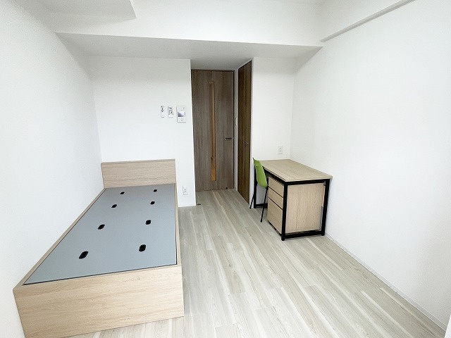 【洋室】 | エスリードカレッジゲート南草津 | 明るい室内です（同物件別室の写真です）