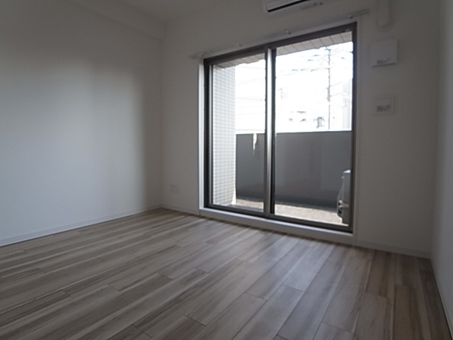 神戸市兵庫区本町２丁目の賃貸マンションの居間・リビング|室内