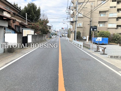 【前面道路含む現地写真】 | 稲城市東長沼　売地　全4区画(3区画)