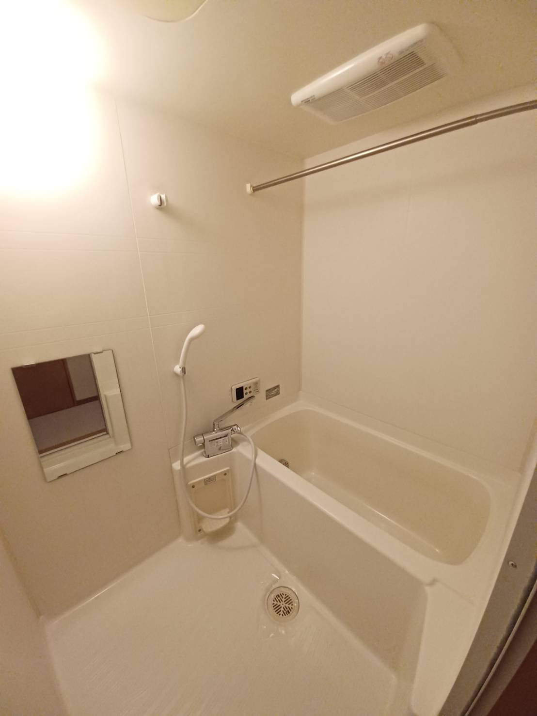 ヒーローマンション・セオの浴室