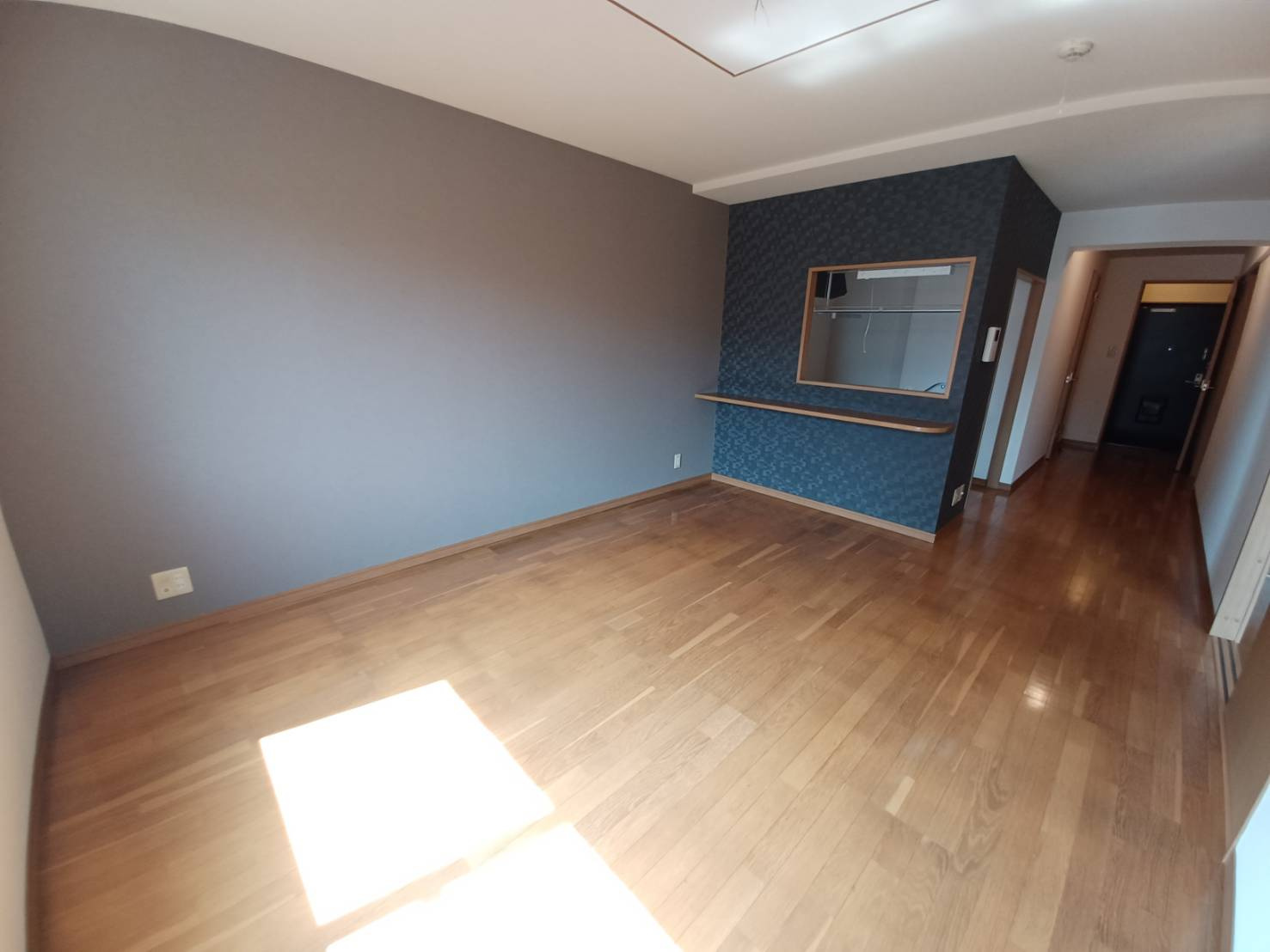 ヒーローマンション・セオの居間・リビング