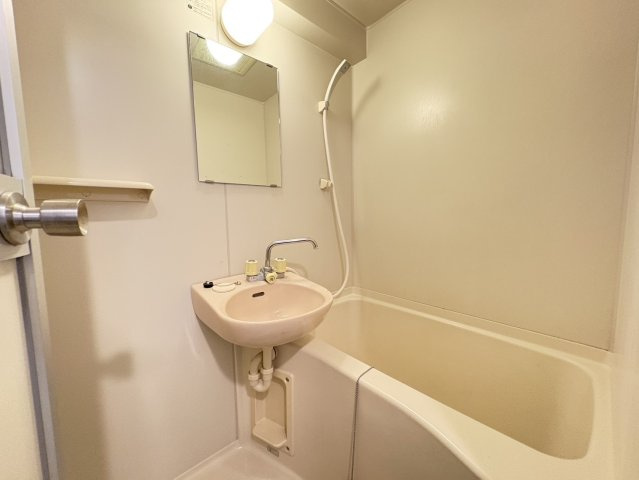 ボーリバージュ ( 近畿大学 一人暮らし )の浴室