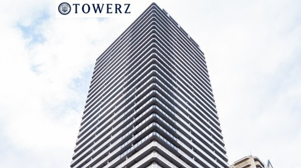 【外観】 | 【外観】～住むナンバ、すぐナンバ～　飽きのこないシンプルな外観！都心の空に伸びるタワーマンション！