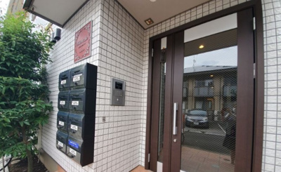 【エントランス】 | ヴィヴィエンダミー