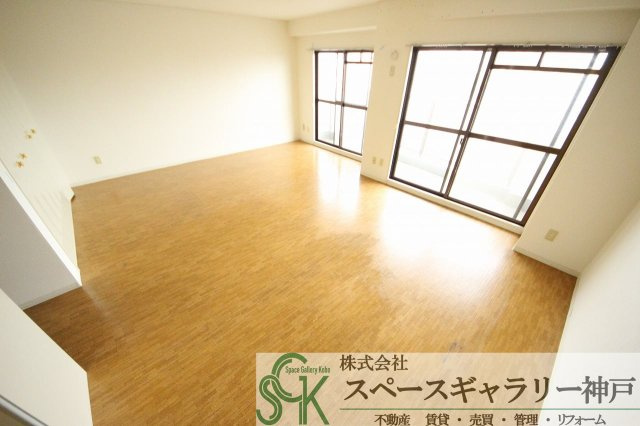 プレセランス西明石の居間・リビング|※お部屋により仕様が異なる場合があります※