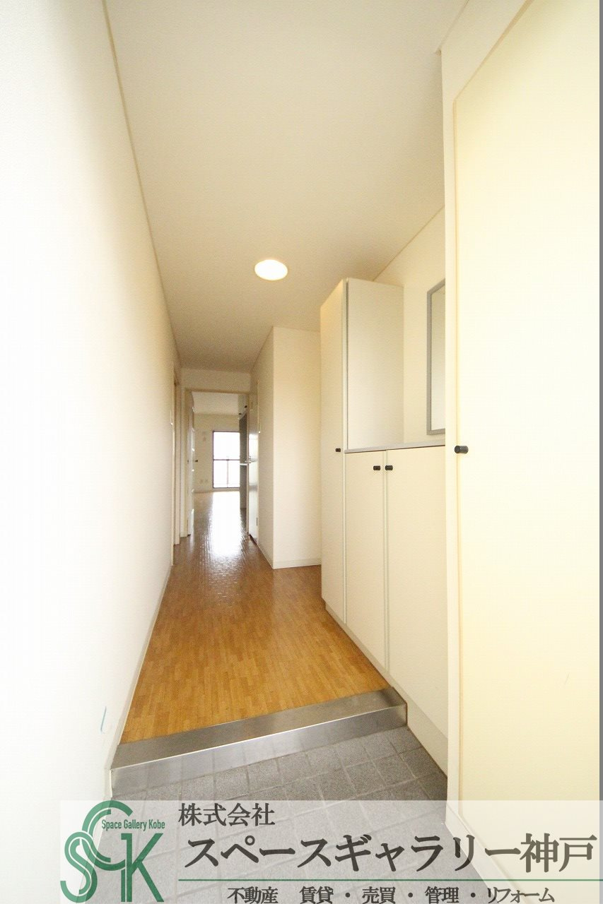 プレセランス西明石の玄関|※お部屋により仕様が異なる場合があります※