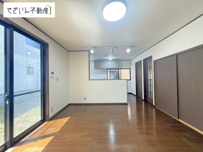 【居間・リビング】 | 深谷市上野台　中古住宅   | 現地(2025年4月撮影)