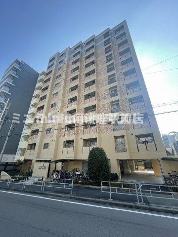 エステムプラザ梅田WESTの外観