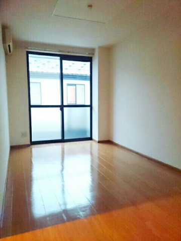 ニューシティ藤澤Ｂ棟の居間・リビング